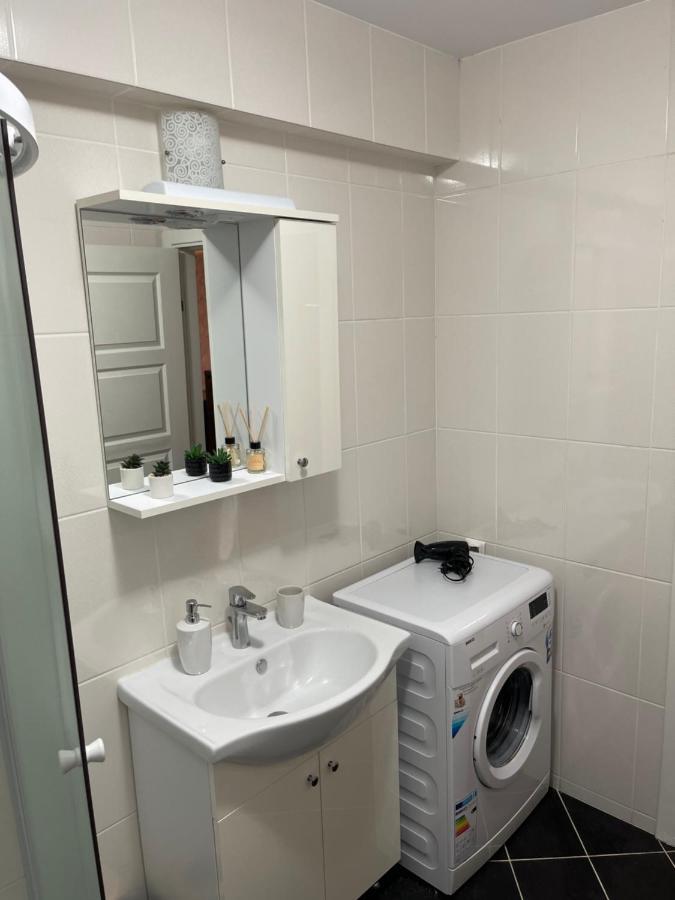 Welcome To Bucharest Airport Residences & Therme-Self Check-In Otopeni Exterior foto