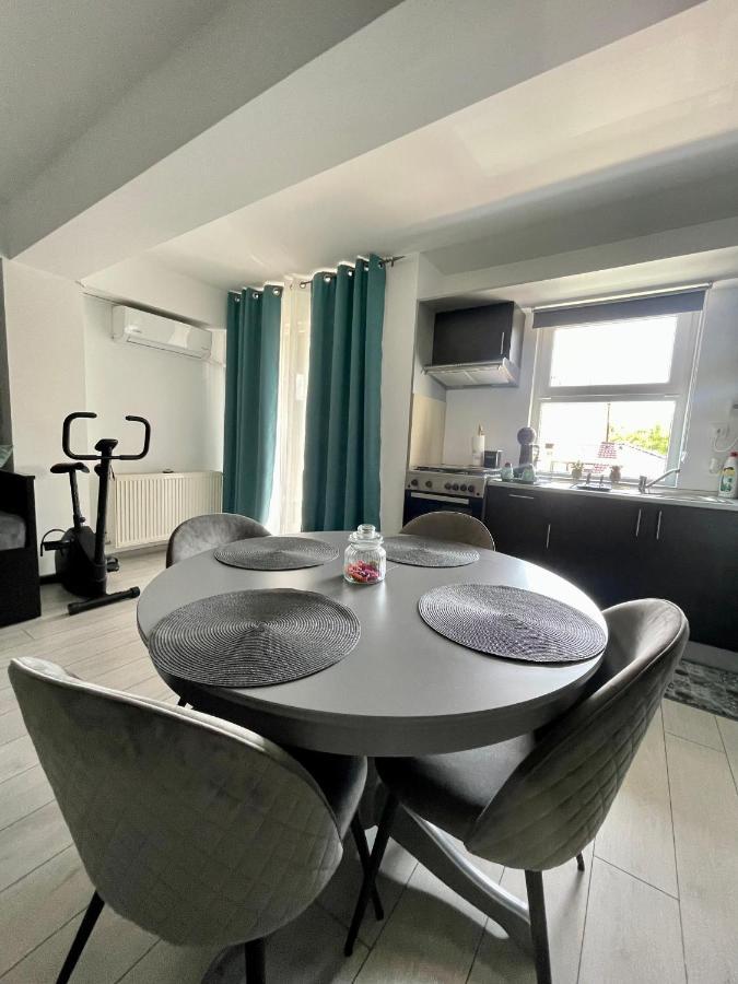 Welcome To Bucharest Airport Residences & Therme-Self Check-In Otopeni Exterior foto